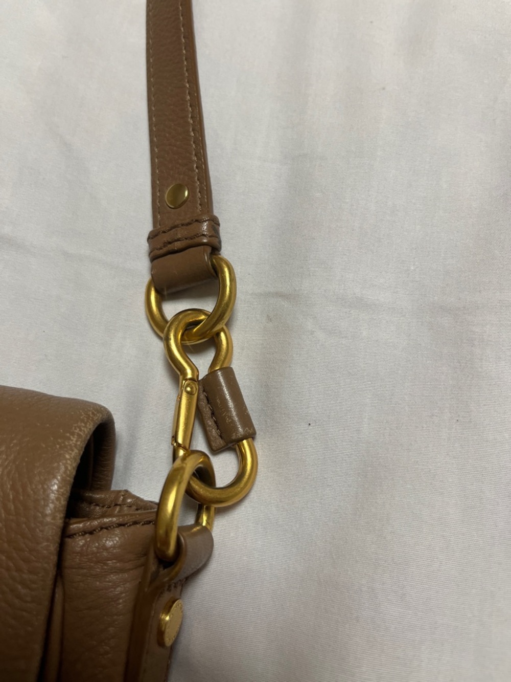Marc by Marc Jacobs Tan Pebbled Leather Crossbody with Gold Hardware - Picture 7 of 10